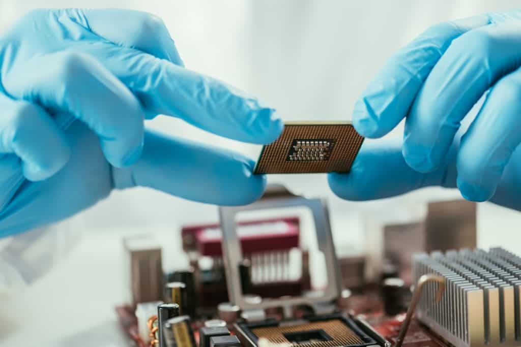 Electrical Engineering - Semiconductor Chips